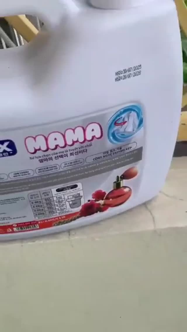 Đậm đặc, lưu hương, nhiều bọt